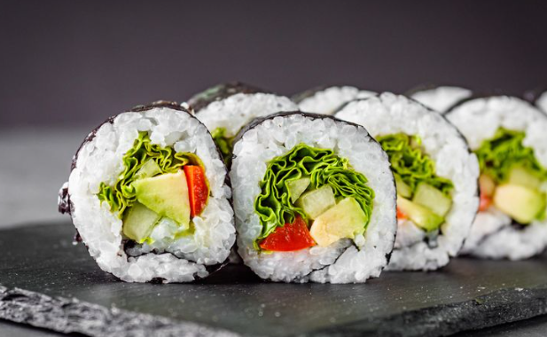 Tips Masak Sushi Maki agar Gulungan Rapi dan Padat