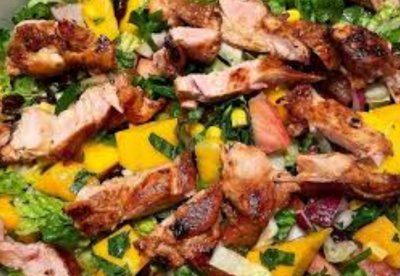 Tips Masak Sehat: Salad Ayam Panggang Lezat