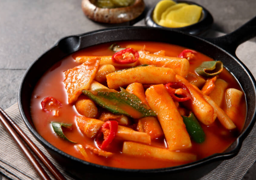 Cara Bikin Tteokbokki Korea Pedas Manis Rumahan Mantap