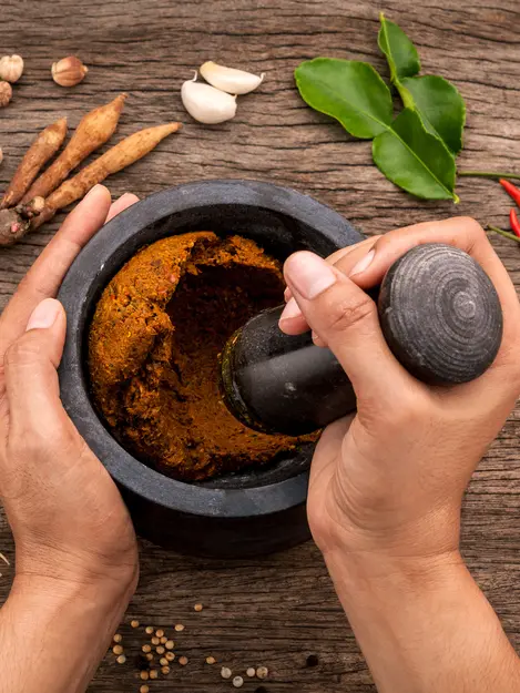 Cara Mengolah Bumbu Halus Tradisional Secara Manual